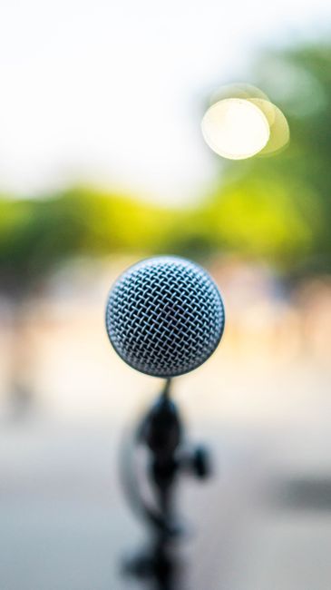Best Voice Models for AI Voiceovers in 2024