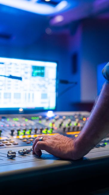 How AICover is Transforming Music Covers in 2024